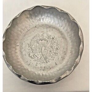 Kraftware Authentic Vintage Hand Forged Aluminum Serving Bowl #40 - 1950's